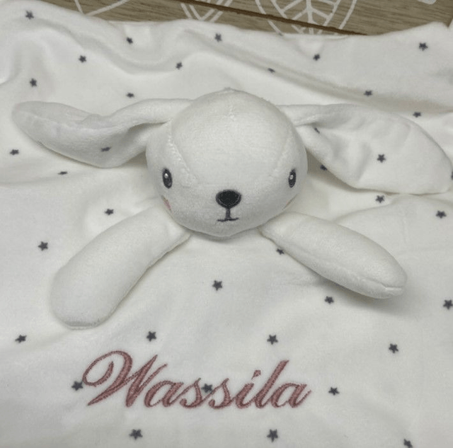 Doudou brodé avec prénom
