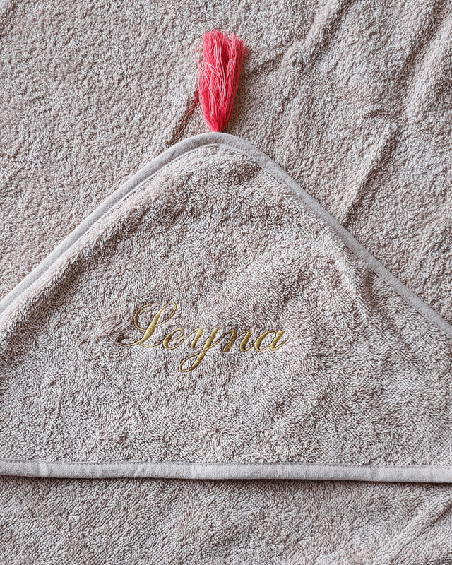 Cape de bain personnalisé, brodé avec prénom