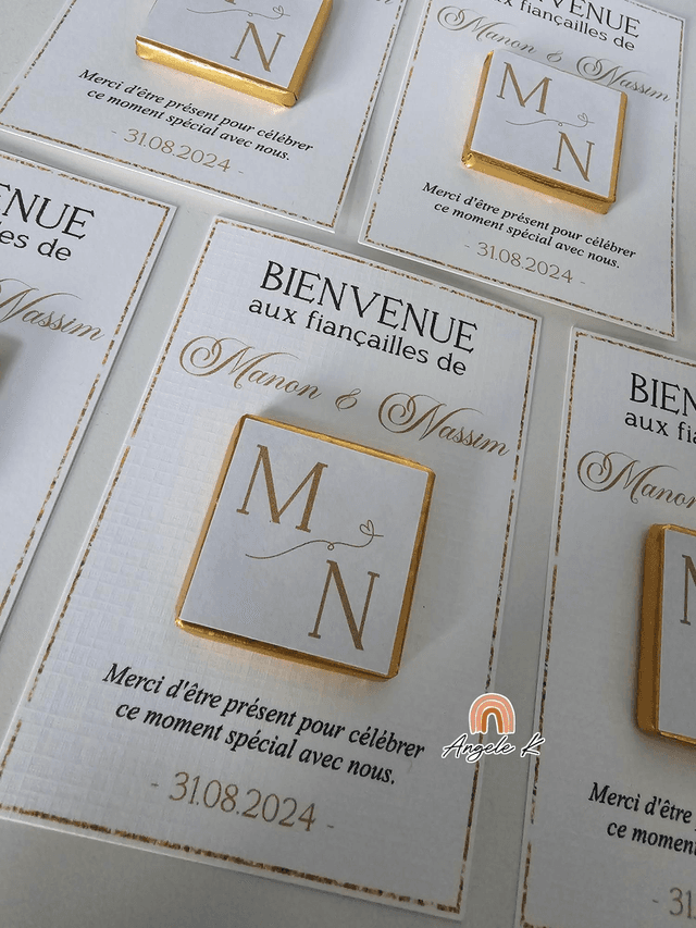 Carte avec mini chocolat personnalisé thème or