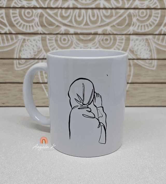 Mug personnalisé thème silhouette hijab et prénom