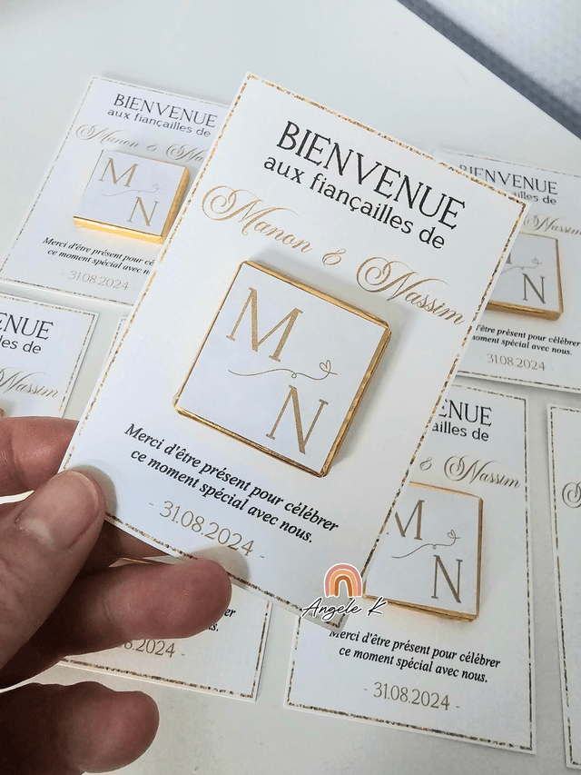 Carte avec mini chocolat personnalisé thème or